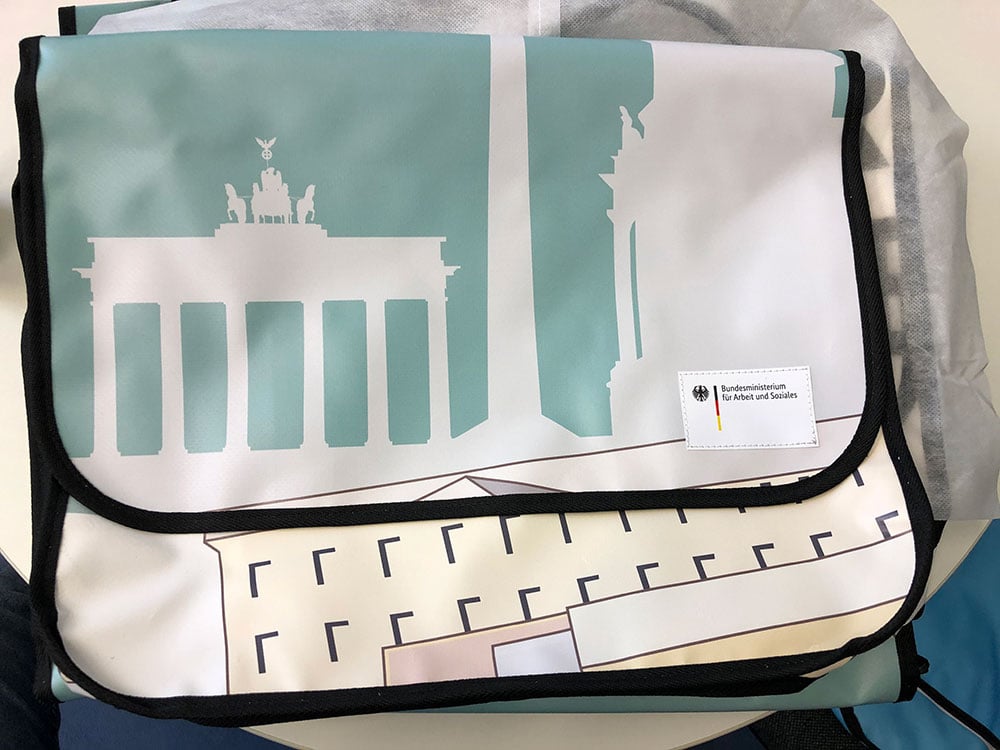 Bundesministerium Recycling Upcycling Tasche aus Banner