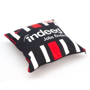 Couch Kissen aus Fussball Trikot furch Recycling Upcycling