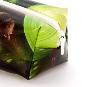 Schlampermäppchen aus PVC oder Mesh Banner durch Recycling Upcycling